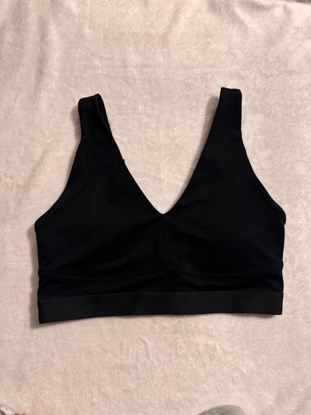 Fabletics All Day Every Day Bra Black M Low Impact Sports Bra Adjustable